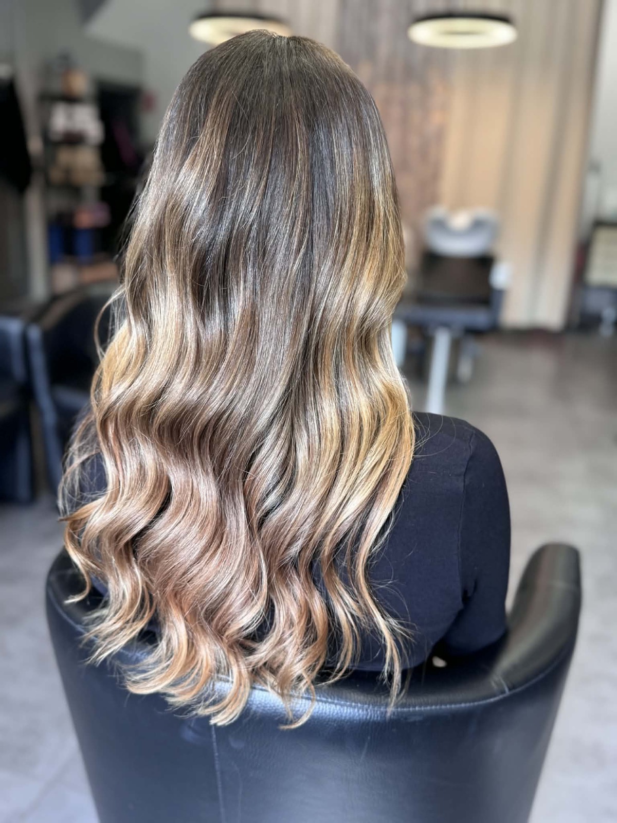 Balayage réalisé chez Carré d'Hair